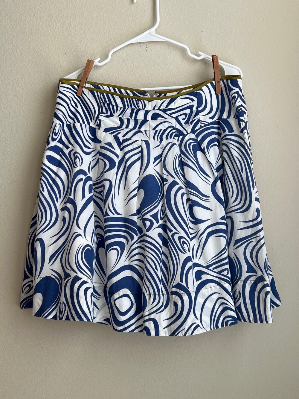 Cabi Lombard Swirl A-Line Skirt Blue White Contrast Olive Trim Pockets Size 12